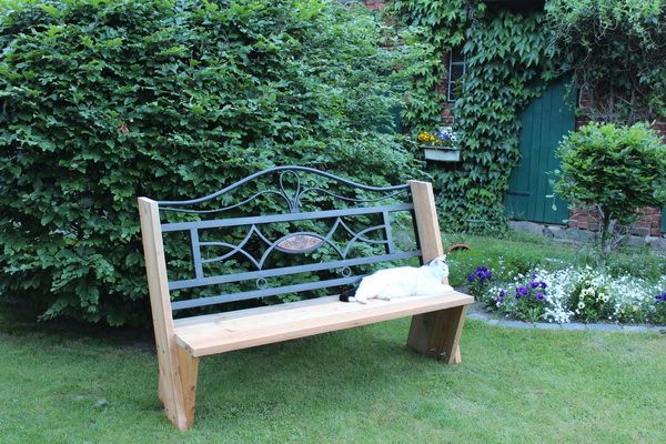 Child's garden bench discount seat