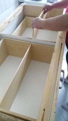 DIY Como colocar tus propias divisiones en tus cajones de madera homify