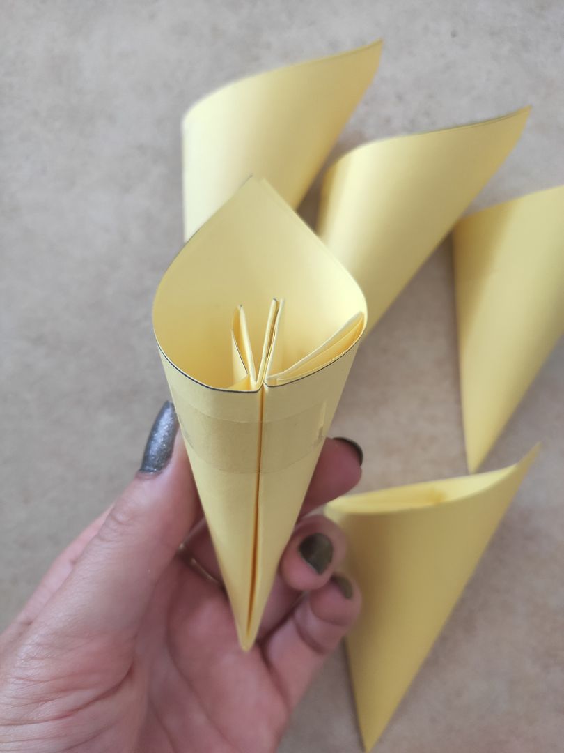 Come creare un Fiore con l’Origami Tutorial per Fiore Origami Facile