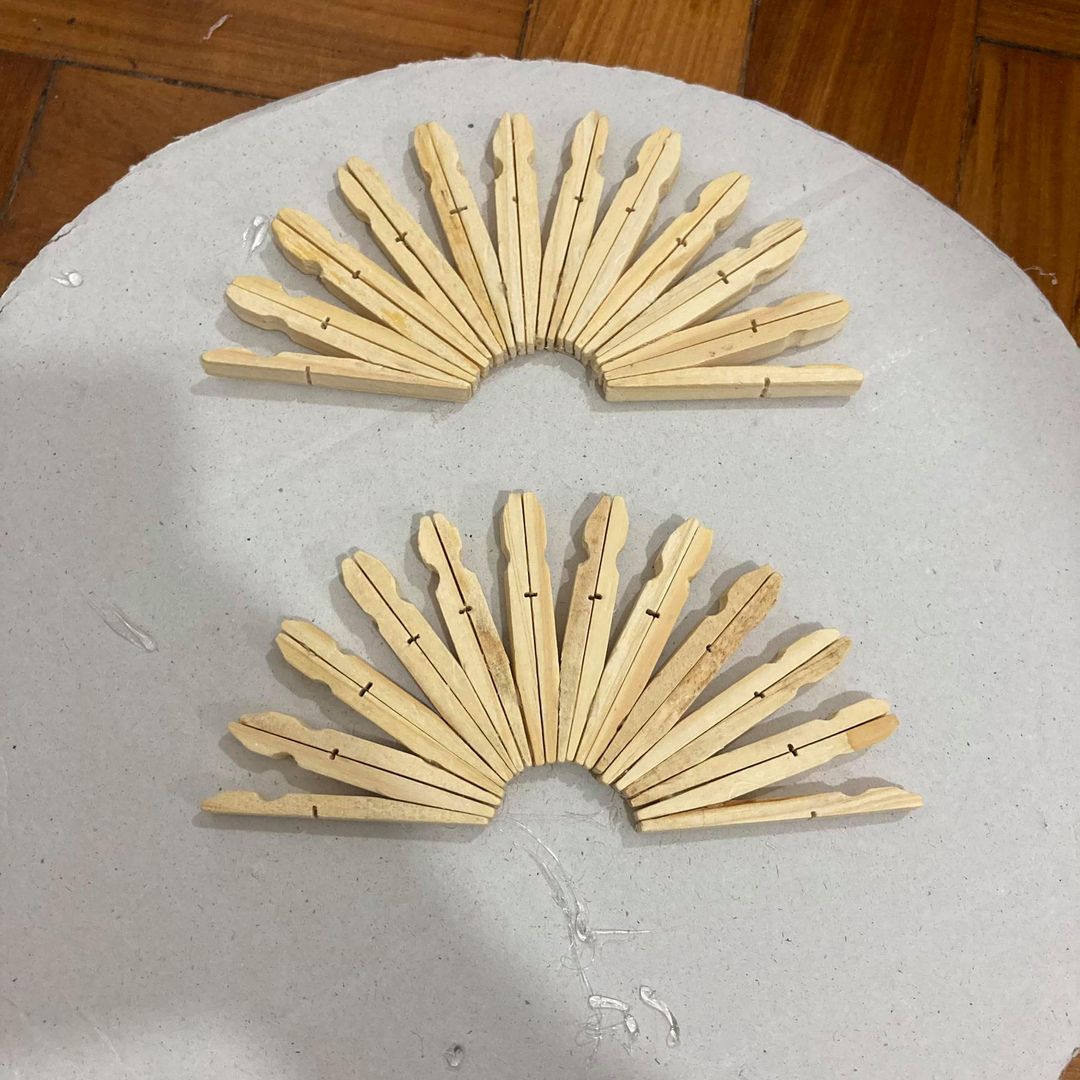 How To Make A Beautiful Trivet From Wooden Clothespins Chalking Up
