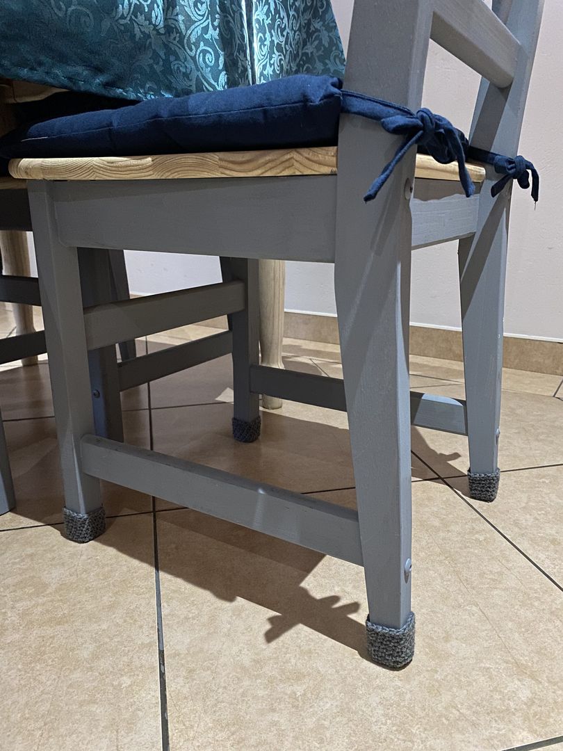 How To Make Crochet Chair Leg Socks At Home In 6 Simple Steps homify