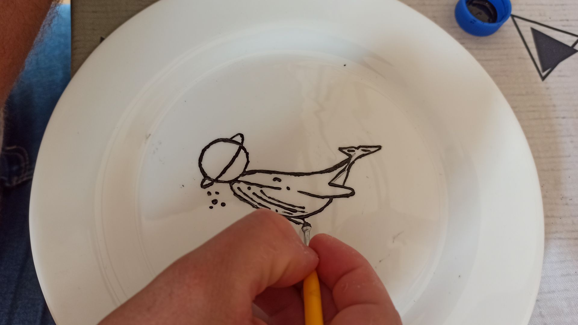 How to Paint a Plate