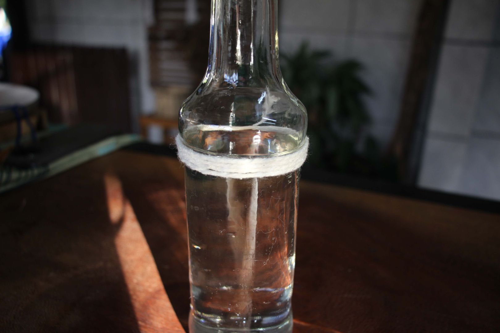 Come tagliare le bottiglie di vetro a casa, Tutorial in 8 passi