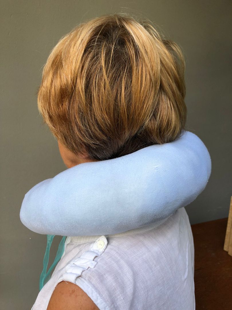 Let’s Learn How To Make A Neck Pillow Using These 9 Steps homify
