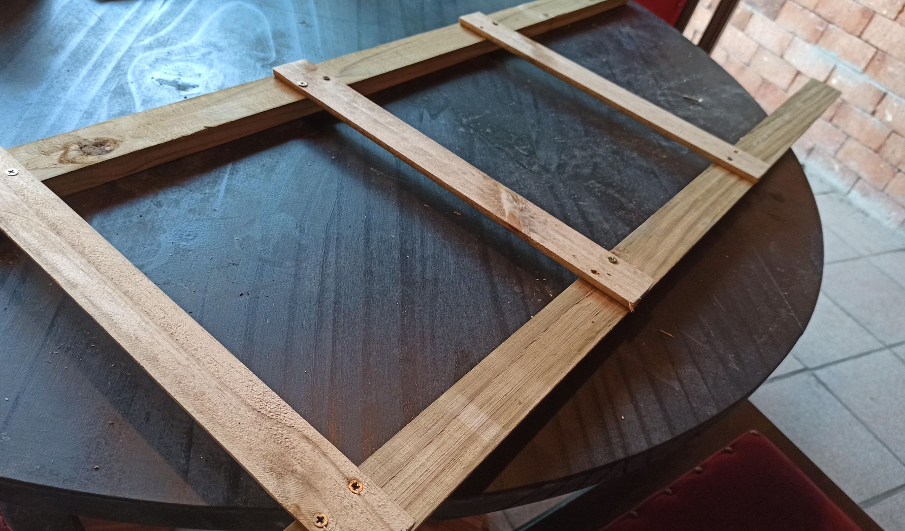 Cómo construir una escalera de madera de bricolaje?