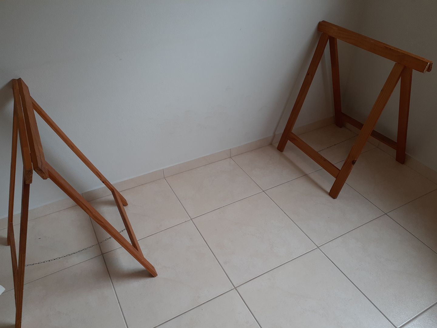 Principiante] Que tipo de madera deveria usar para hacer una mesa de  trabajo para mi taller? : r/Carpinteria