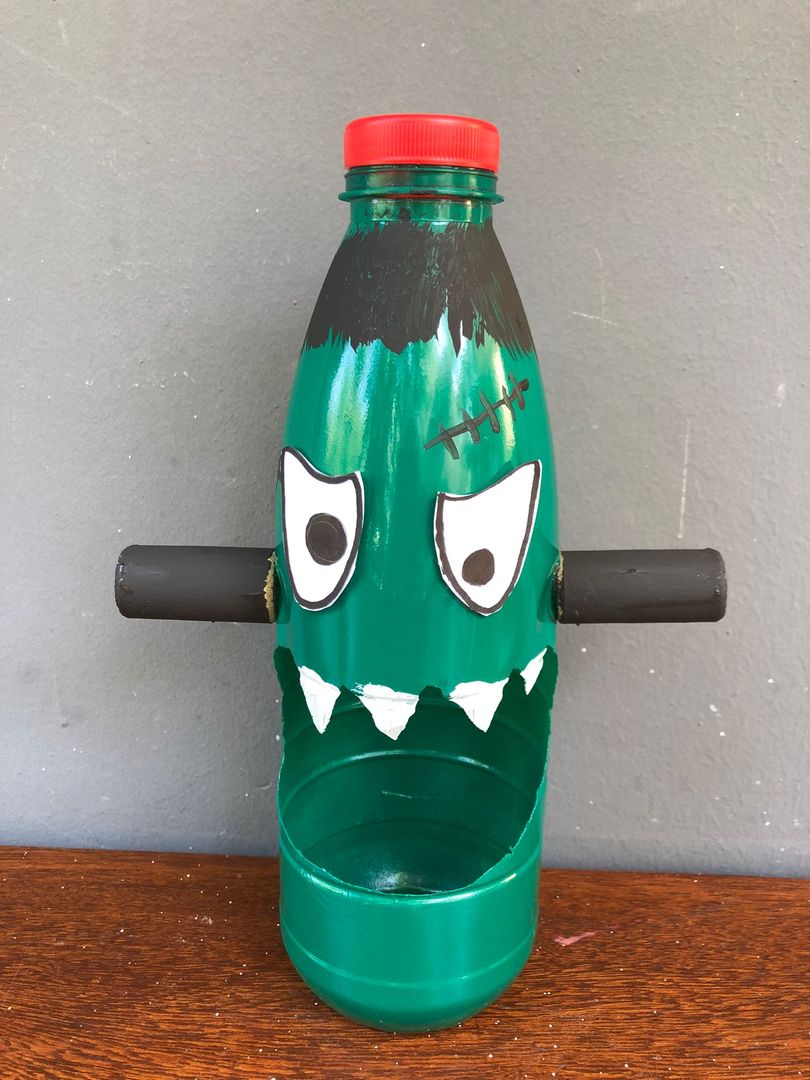 Adım 16 – Ev yapımı Cadılar Bayramı süslemesi hazır!