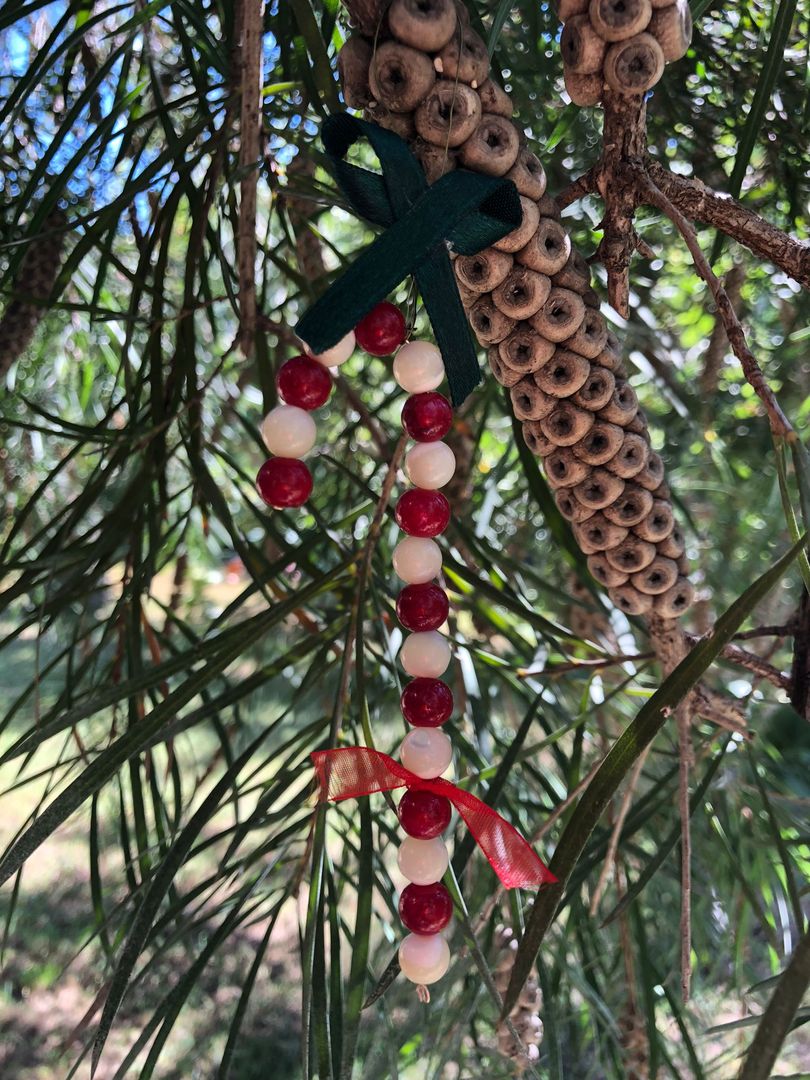 12. Adım: Yeni Noel süsünüzü asın