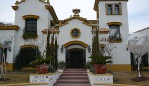 CASA COLONIAL ESPAÑOL: Casas unifamiliares de estilo  por Estudio Dillon Terzaghi Arquitectura - Pilar