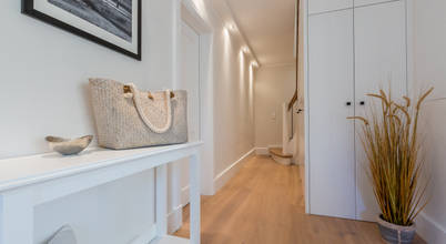 Homestaging nach Hausumbau in Westerland auf Sylt: Flur & Diele von Home Staging Sylt GmbH