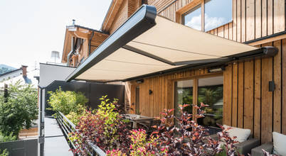 Terrassenmarkise markilux MX-1 an Holzfassade markilux Moderne Häuser