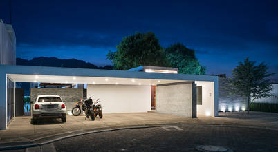 A home that's modern inside AND out A home that's modern inside AND out