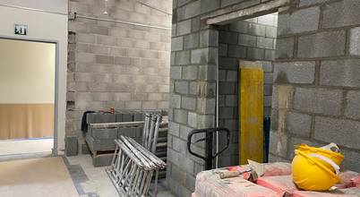 Reforma local comercial, complejo hospitalario Can Ruti., ConserPerayre ConserPerayre Classic style wine cellar