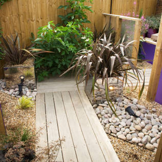 16 patio decorating ideas that will cost you less than a new smartphone!