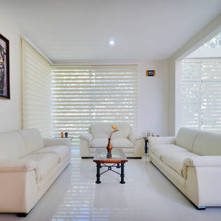  Ruang Keluarga by Excelencia en Diseño