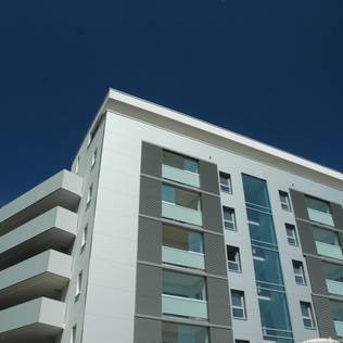 Kirişler Arasında ve Sürdürülebilir: Demirin Mevcut İnşaatlara Etkisi