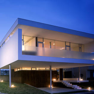 ヘーベルハウスでビルトインガレージを採用する際に注意する点について へーベルハウス建築記 神奈川県川崎市