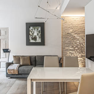 Gri Bir Oturma Odası İçin Sizi Kıskandıracak 14 Fikir!