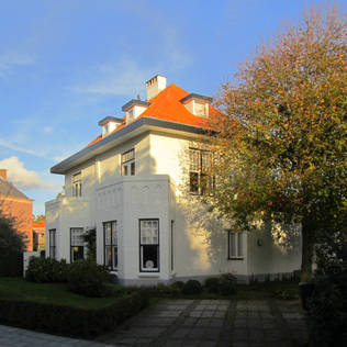Messy chaos to magnificent attic space: a revamp worth mention