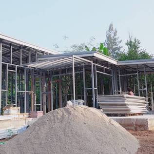  Rumah by P Knockdown Style Modern