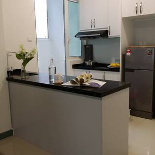 10 kitchen small but full of charm