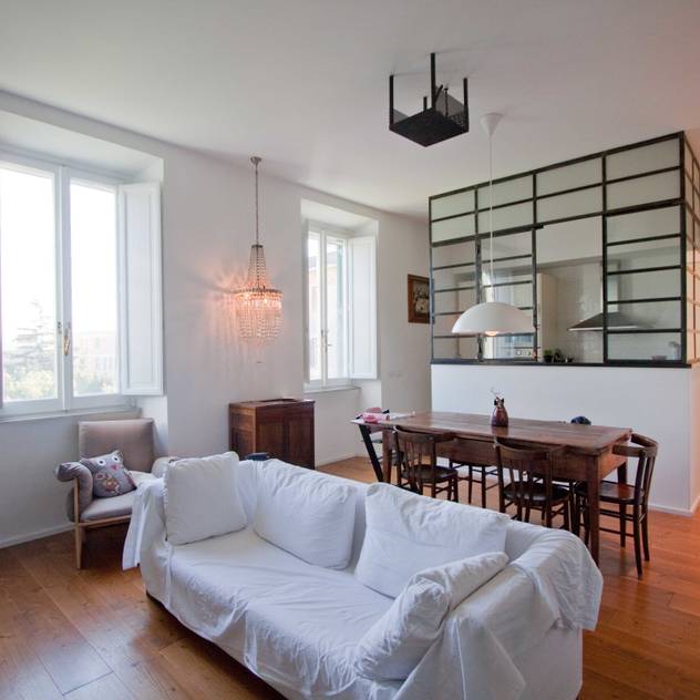 Anomia Studio Ruang Keluarga Gaya Industrial