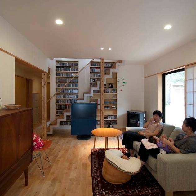 リビング: 家山真建築研究室　Makoto Ieyama Architect Officeが手掛けたリビングです。