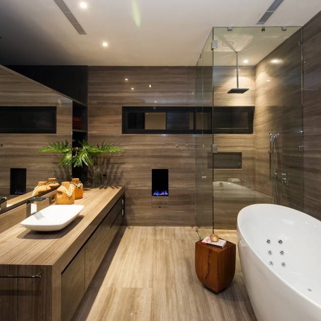 Bathroom by GLR Arquitectos Bathroom by GLR Arquitectos