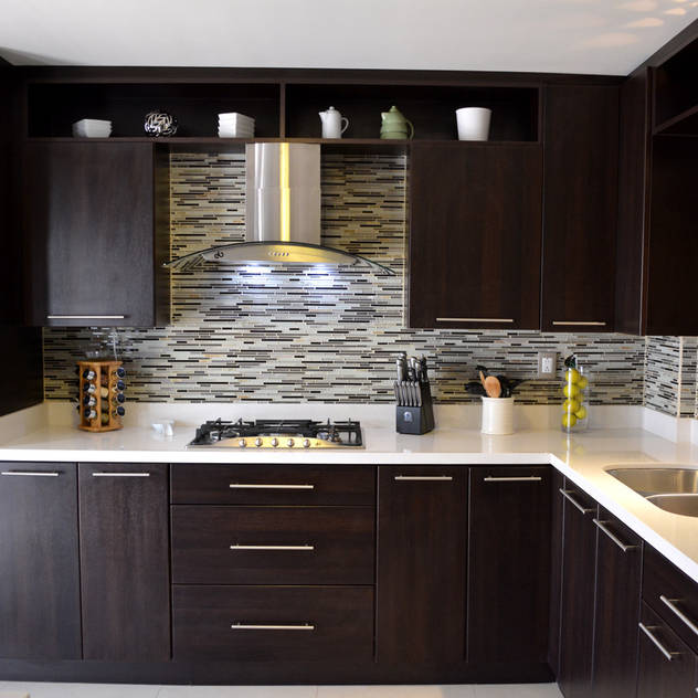 Cozinhas modernas por Toren Cocinas 