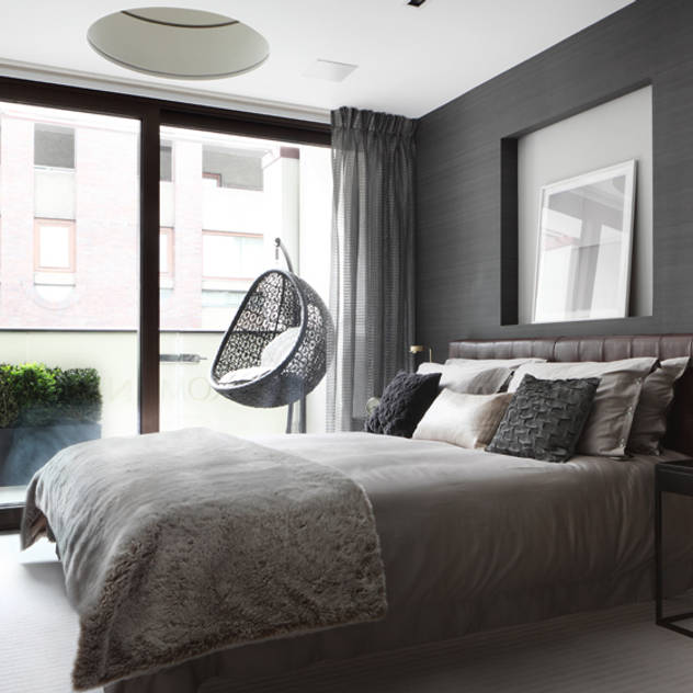 Roman House Modern style bedroom by The Manser Practice Architects + Designers Modern