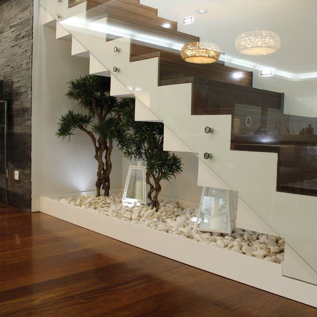 Deixe sua casa com toque moderno - escada com vidro, jardim de inverno