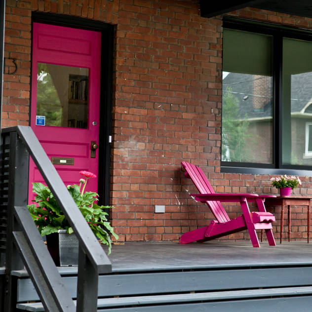Casas de estilo escandinavo por Post Architecture