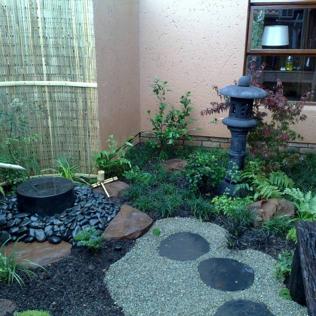 Jardines de estilo por Japanese Garden Concepts