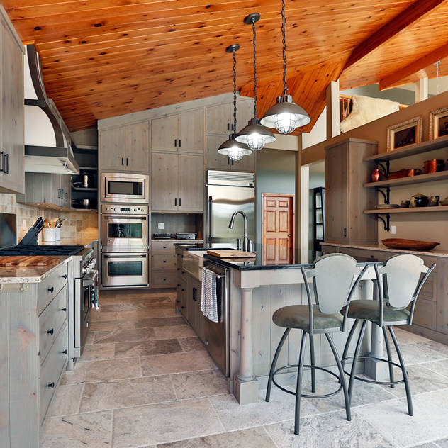 Lake of the woods cottage interiors: modern Kitchen by Unit 7 Architecture