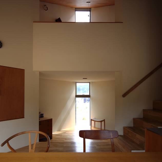 神戸北の家: 藤原・室　建築設計事務所が手掛けたダイニングです。