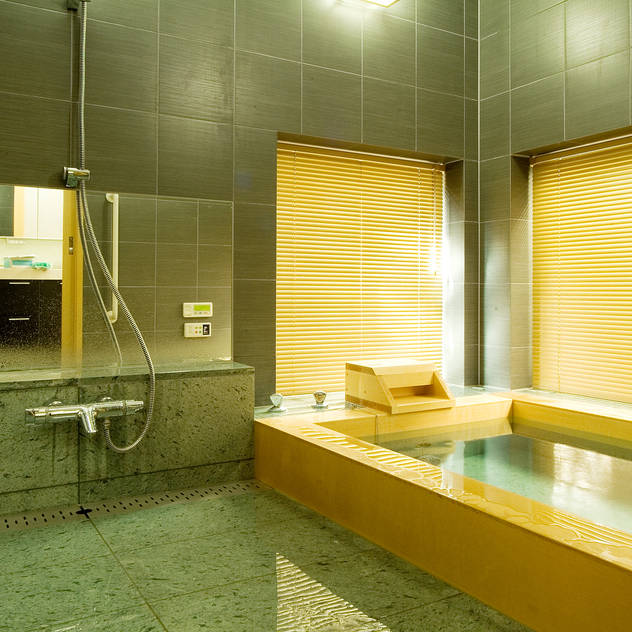 和風バスルーム: 株式会社フリーバス企画が手掛けた浴室です。,和風 