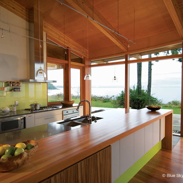 Helliwell + Smith • Blue Sky Architecture Modern kitchen