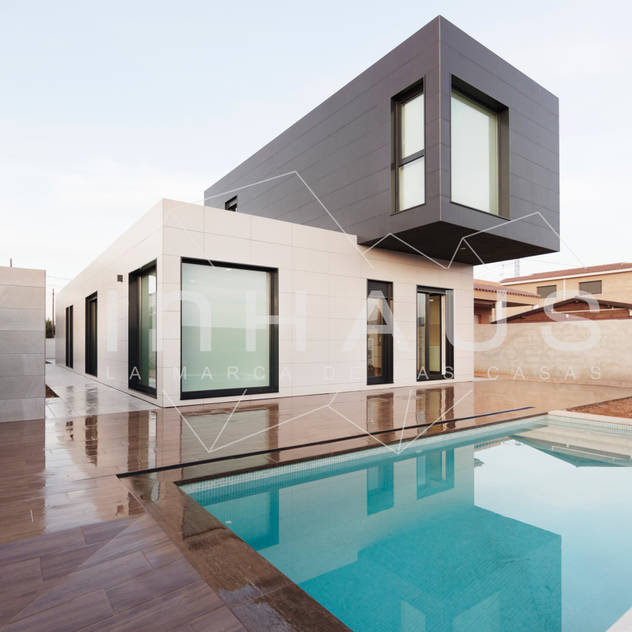 Casas pr&eacute;-fabricadas  por Casas inHAUS