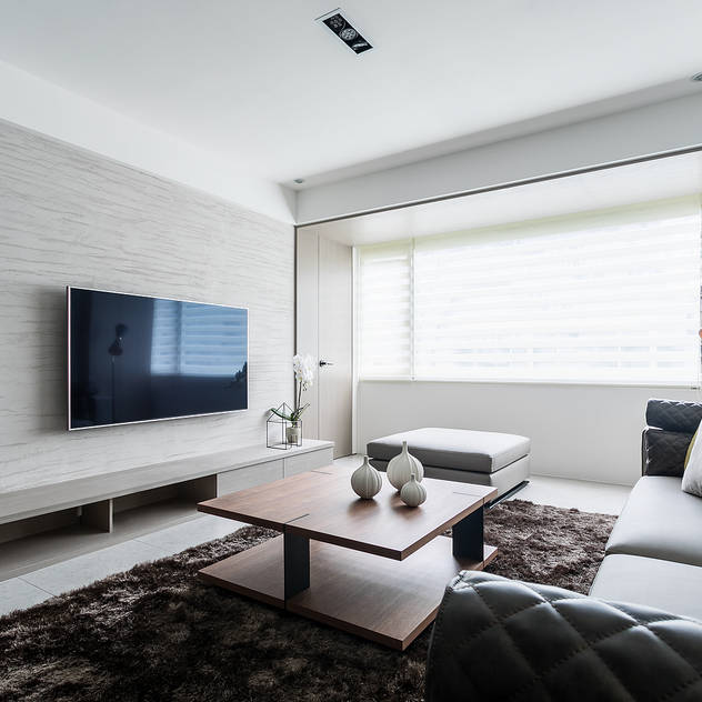 Family room by E&C創意設計有限公司 Family room by E&C創意設計有限公司