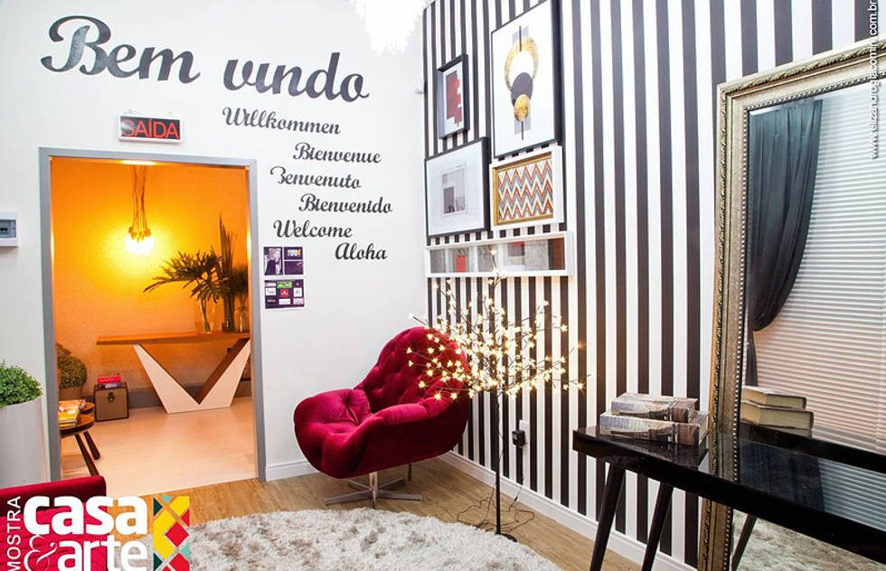 Pasillos y vestíbulos de estilo de Franka Arquitetura