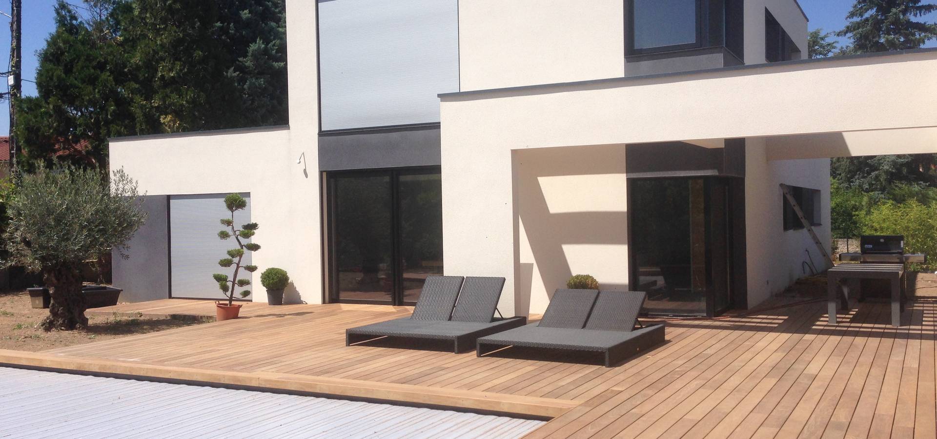 Belle Terrasse Et Plage De Piscine En Bois Exotique Ipé By
