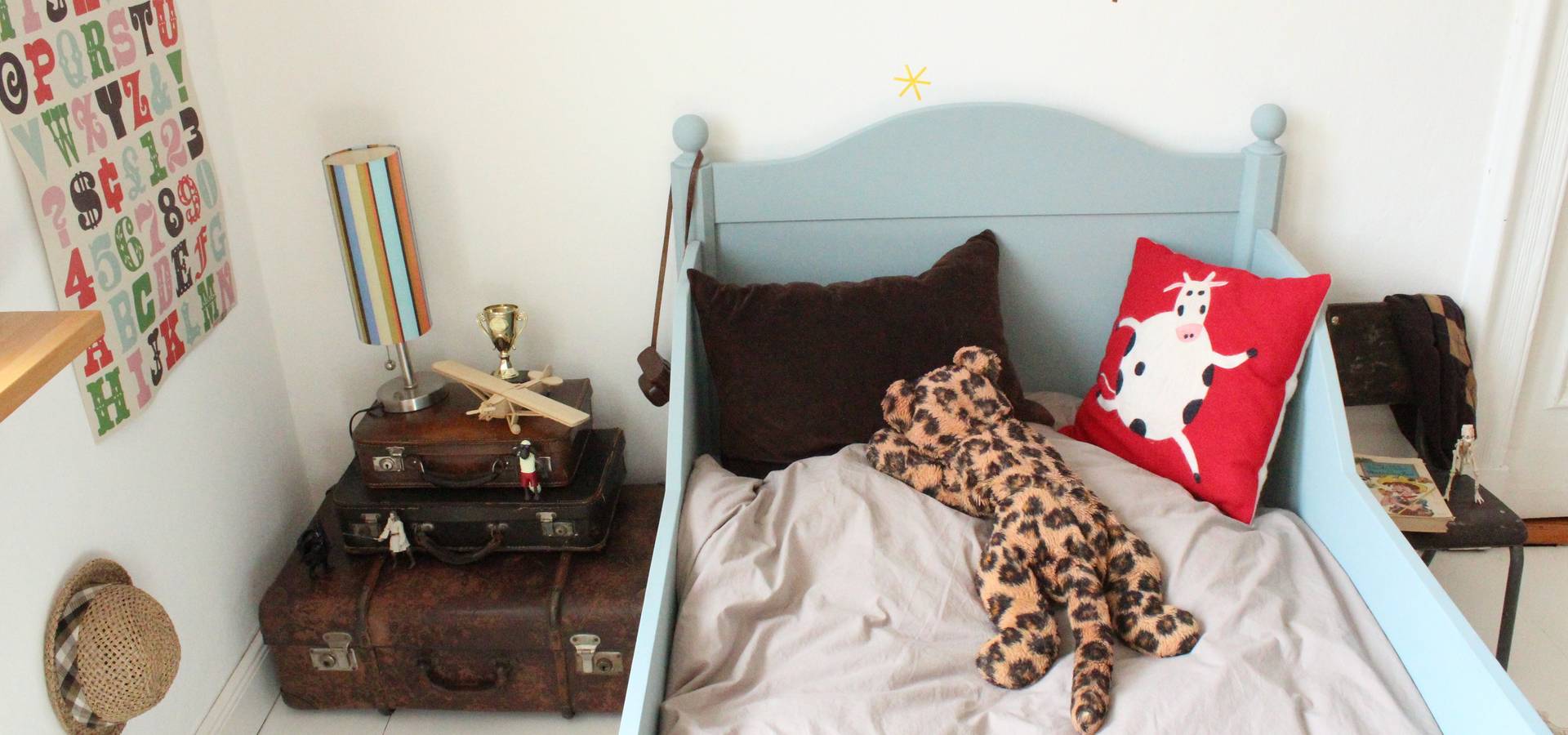 Antikes Bett Eucalyptus Vintage Kindermobel Von Anders Artig By Anders Artig Homify
