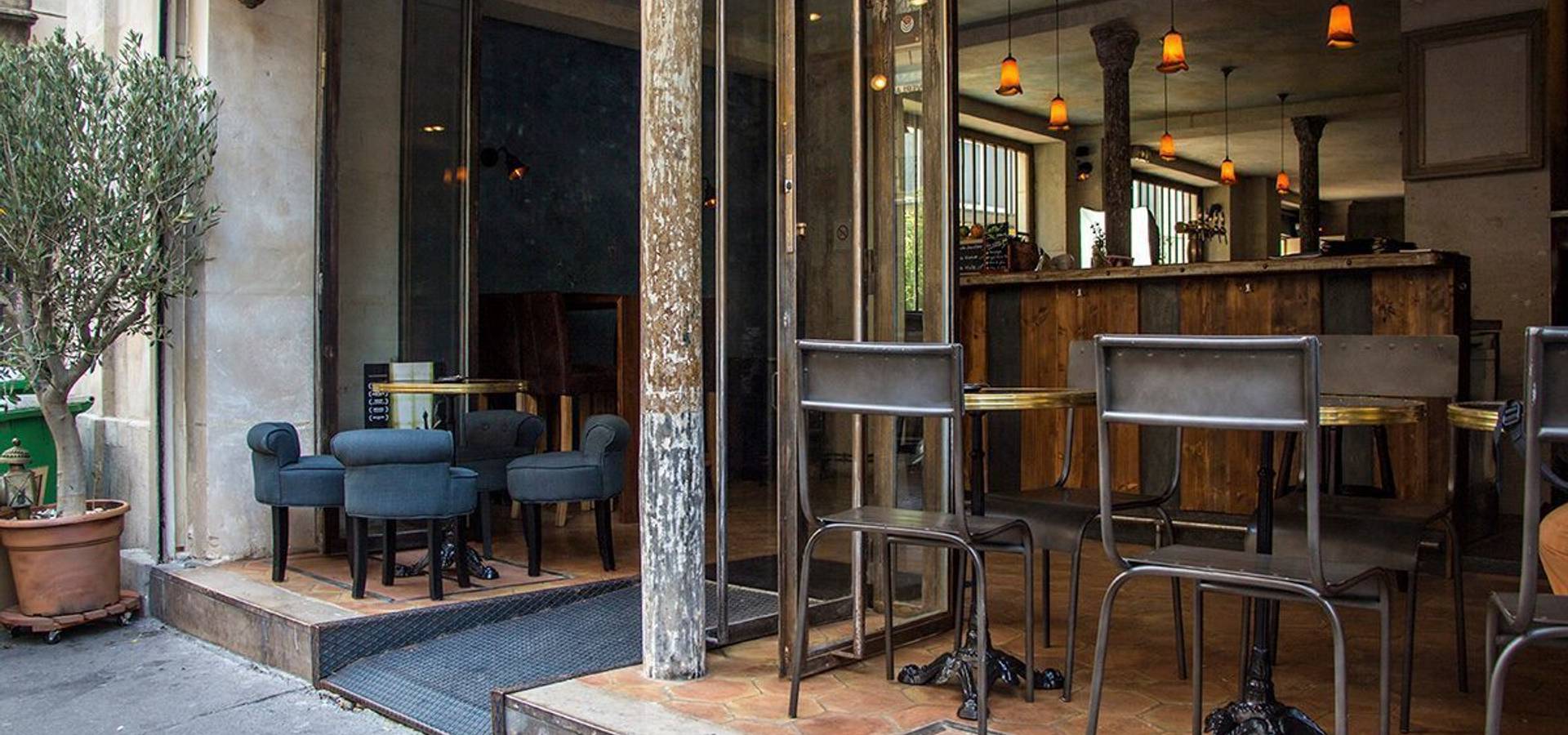 Mange Debout Gamme Neo Bistrot Table Haute De Bar Emaillee