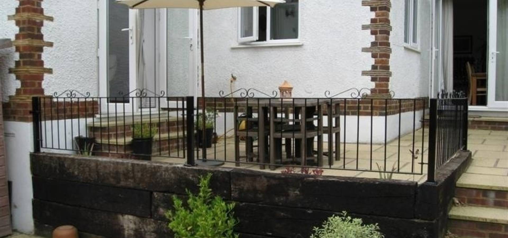 Metal Fence & Railings homify