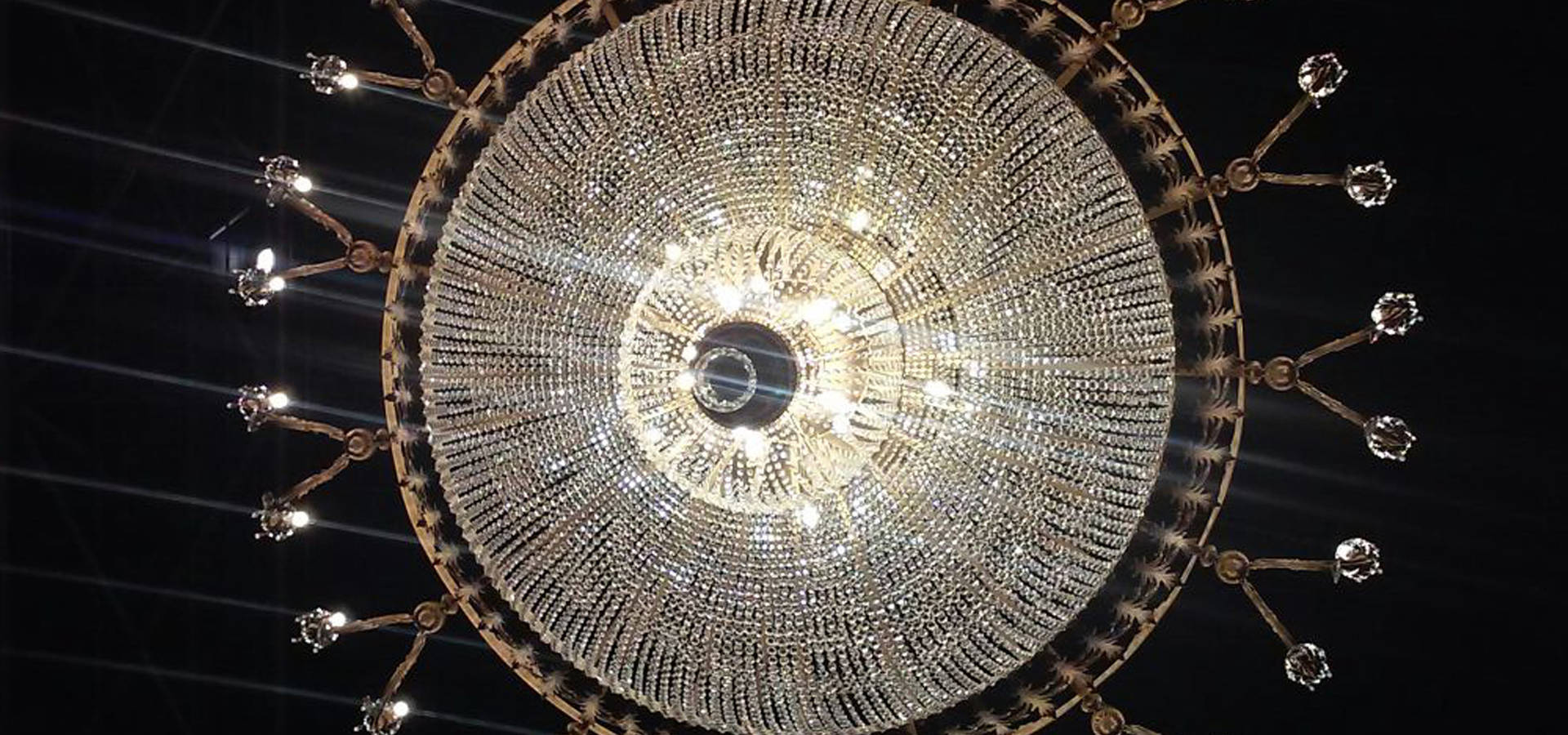 DECORATIVECHANDELIER