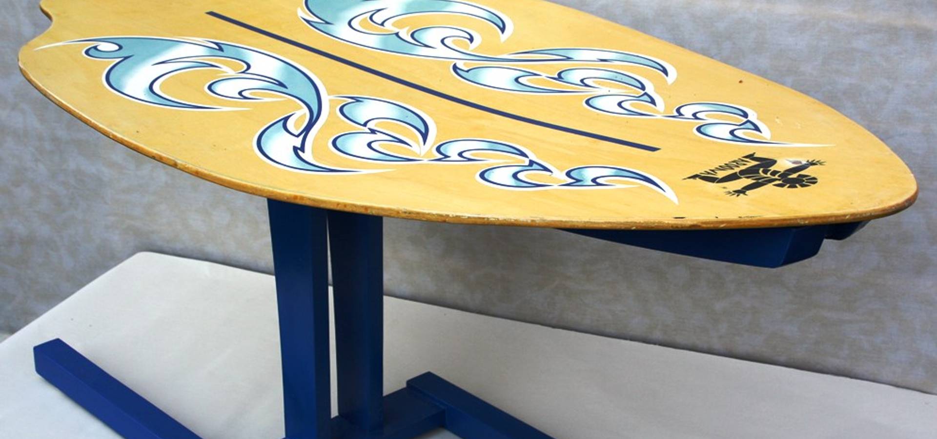 just different—Dein Marktplatz