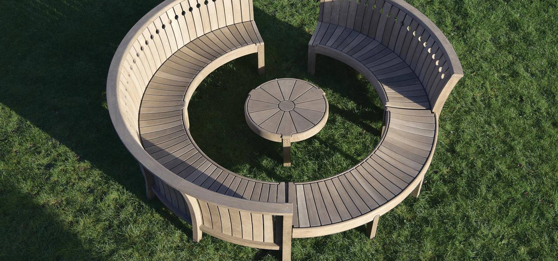 Gaze burvill store curved bench