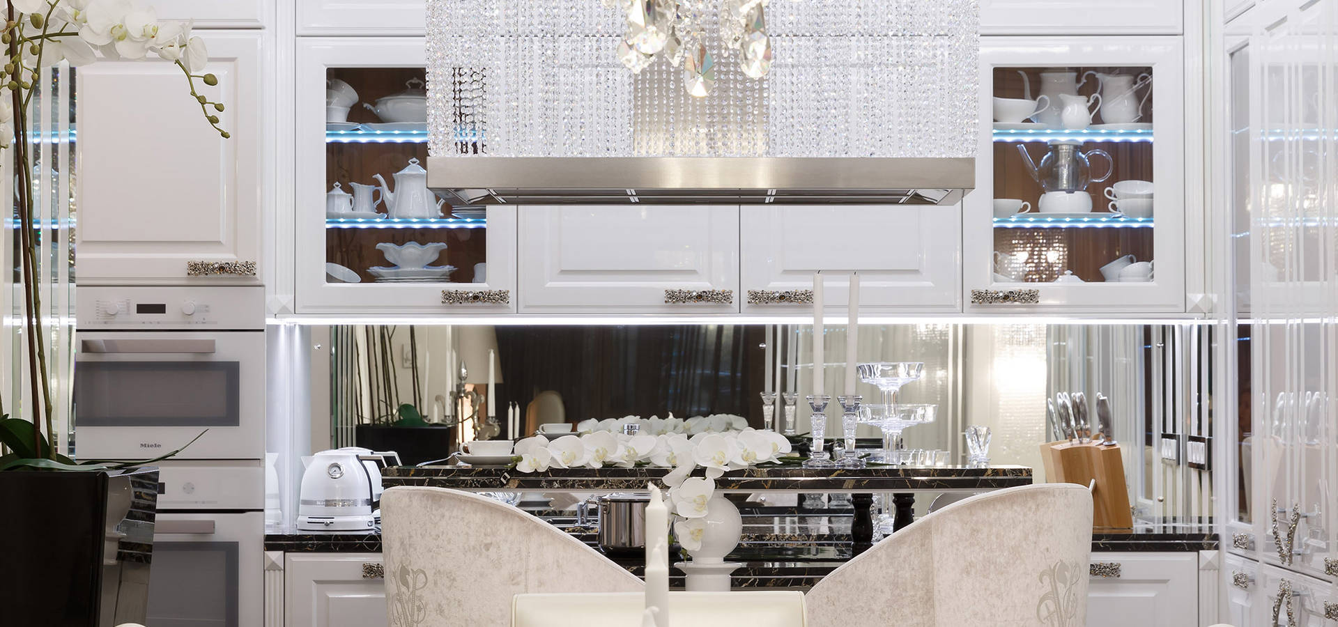 Студия привилегия. Цветкова елена дизайнер интерьера. Жк привилегия квартиры. Интерьер премиум класса фото. Студия привилегия.