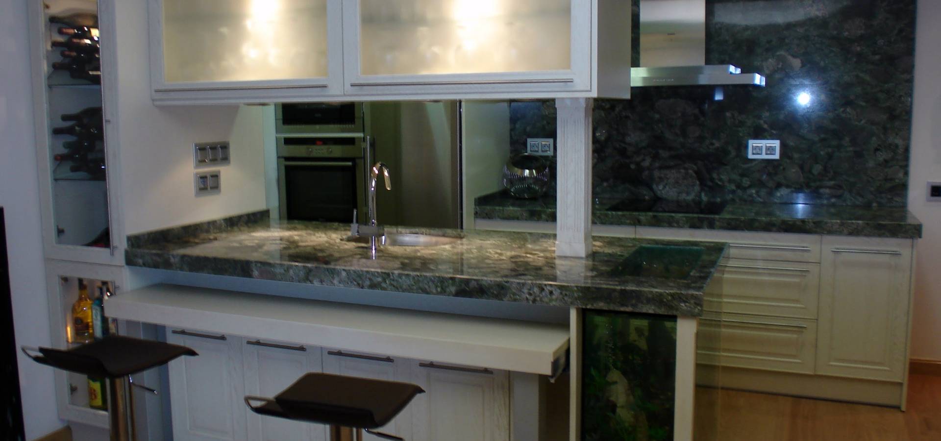 MUEBLES DE COCINA von MODOS HOGAR | homify MUEBLES DE COCINA von MODOS HOGAR | homify