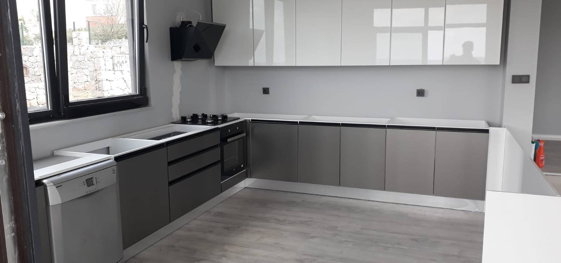 Besiktas Ta Membran Kapak Granit Tezgah Mutfak Dolabi Montajimiz Homify